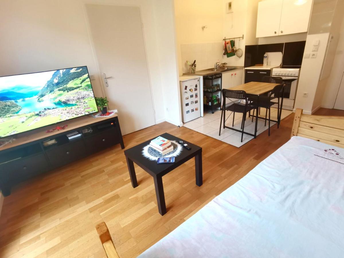 Versailles Trip Appartement Buc  Bagian luar foto